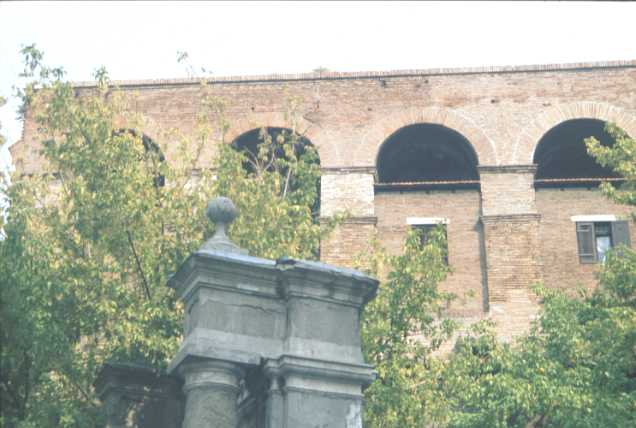 Area: il tratto Bg delle mura Aureliane