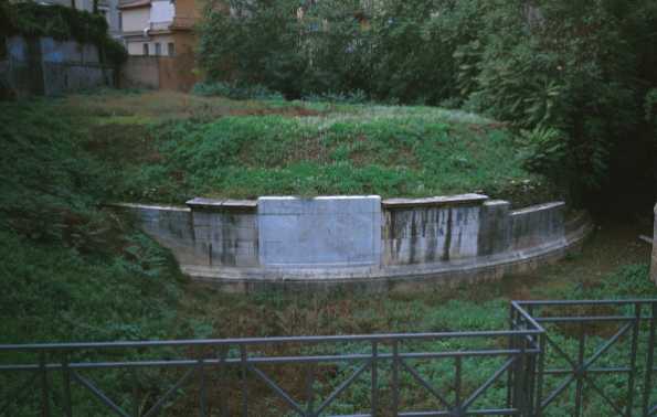 Area 4158: il mausoleo